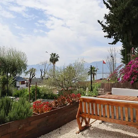 Ξενοδοχείο Blue Sea Garden 3*