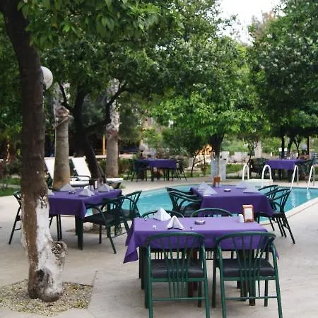 Blue Sea Garden אנטליה